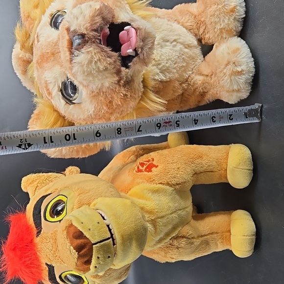 Disney Lion King Fur Real Simba Plush Bundle (2) - Picture 5 of 16